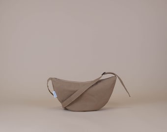 Moonbag • Color • brown beige