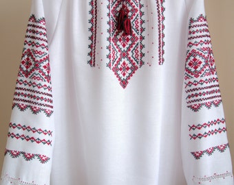 Vyshyvanka boer blouse Oekraïense blouse Traditionele Oekraïense kleding Handgemaakt borduurwerk Vishyvanka Cadeau voor haar Ethno blouse