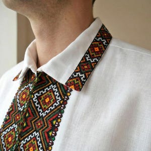 Handgjord Hutsul Vyshyvanka kyrkskjorta herrbomull folkceremonidräkt ukrainsk religiös tjänstskjorta traditionell kyrklig fest bild 5