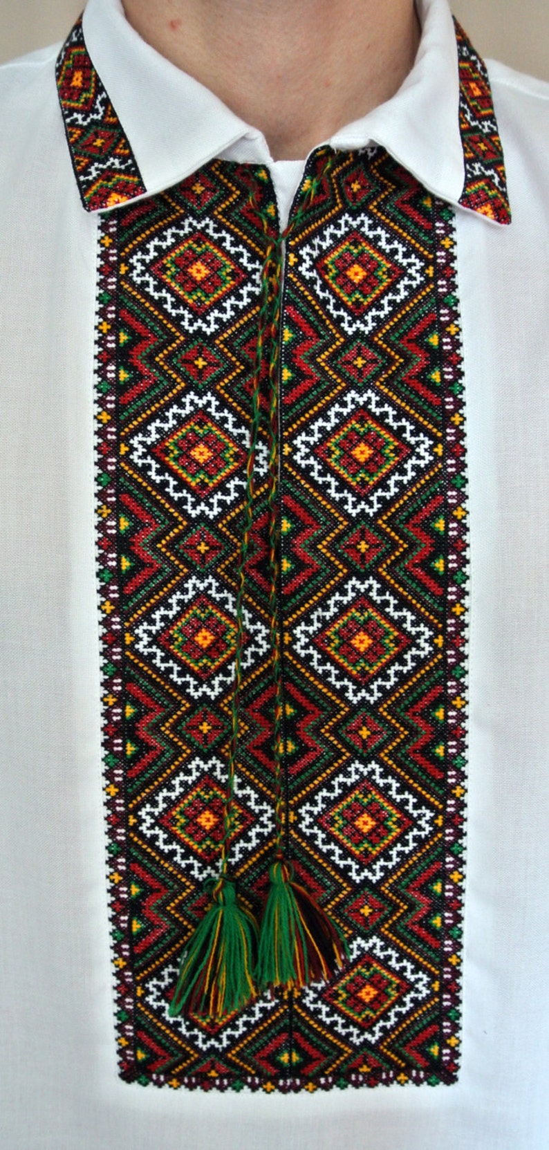 Handgjord Hutsul Vyshyvanka kyrkskjorta herrbomull folkceremonidräkt ukrainsk religiös tjänstskjorta traditionell kyrklig fest bild 9