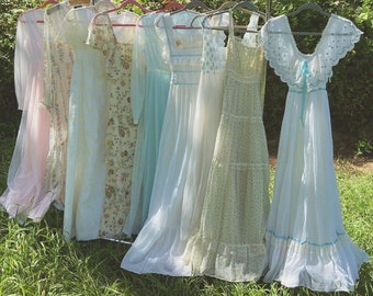 Vintage Dress Bundle• 3 dresses •