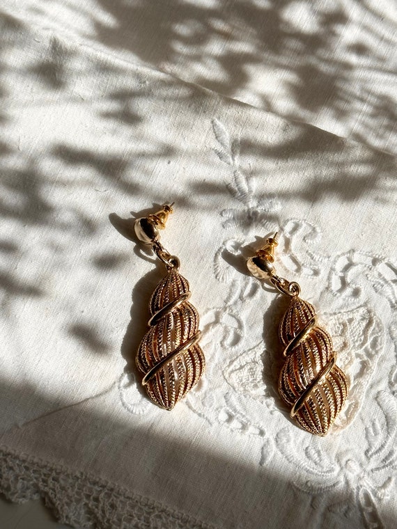 80s shell earrings •gold• - image 7