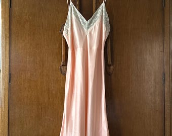 Sz M/L Vintage Christian Dior Ivory White Floral Print Silky