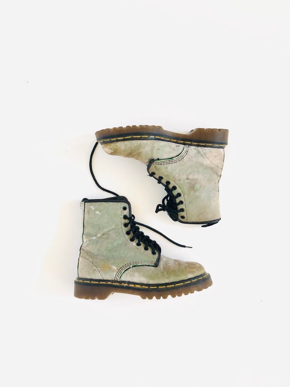 90s Dr. Martens •crushed velvet iridescent•7.5•