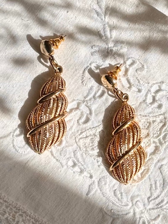 80s shell earrings •gold• - image 5