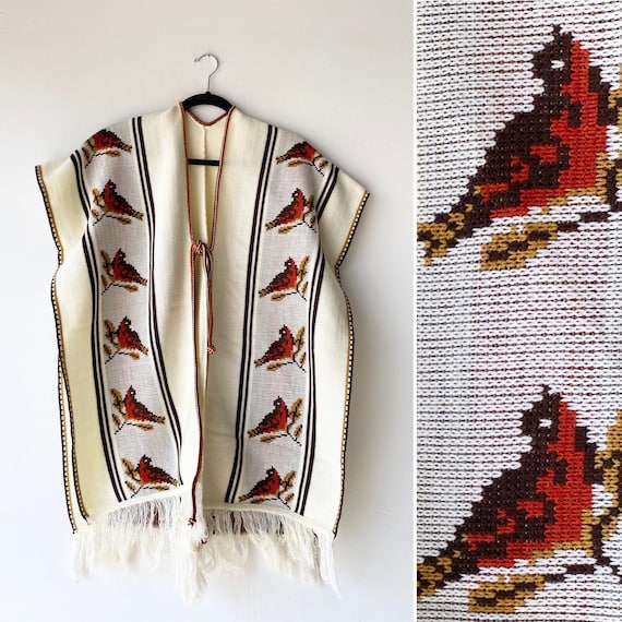 1970s cardinal Poncho• knit•