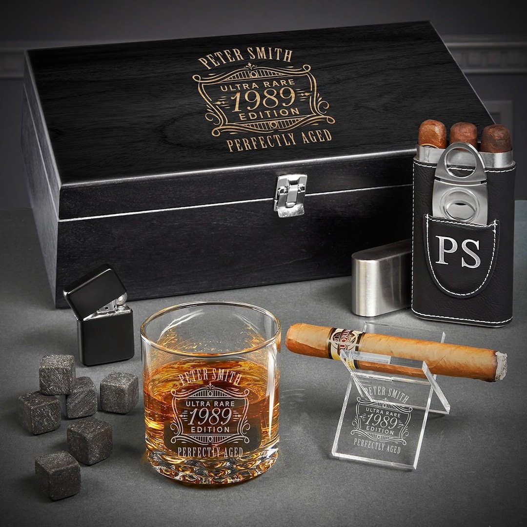 Custom Whiskey and Cigar Set - Cigars and Whiskey Custom Whiskey and Cigar Set - Cigars and Whiskey