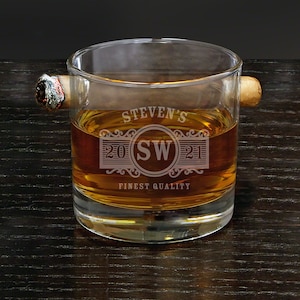 Personalized Cigar Whiskey Glass -Gifr Birthday for Dad, Husband, Cigar Holding Bourbon Glass, Anniversary Gift for Whiskey Lovers