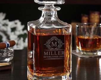 Personalized Whiskey Decanter Set - Custom Whiskey Glass Set, Engraved Liquor Decanter, Gift for Dad