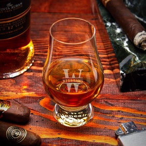 Personalized Glencairn Glass - Whiskey Snifter, Snifter Glass, Whiskey Drinker Gift, Etched Whiskey Glass,Whiskey Tasting, Glencairn Whiskey