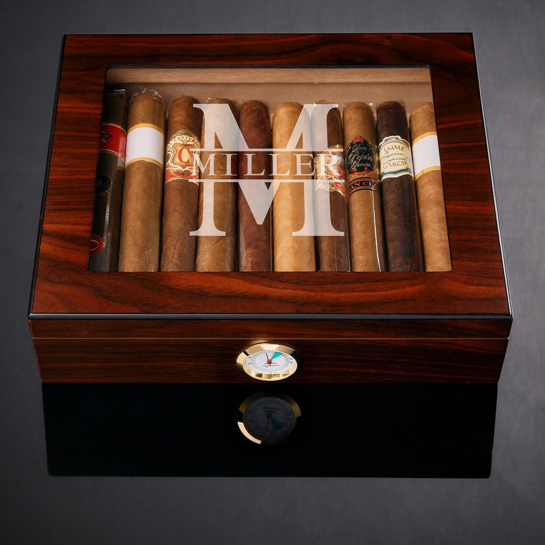 Humidor Box With Hygrometer - Personalized Cigar Gift, Engraved Humidor ...