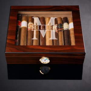 Humidor Box with Digital Hygrometer - Personalized Cigar Gift, Engraved Humidor, Perfect Groomsmen Gif, Smoker Accessories