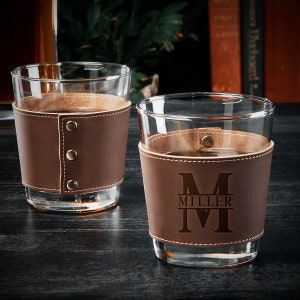 Custom Whiskey Leather Glass - Custom Whiskey Glass, Custom Etched Whiskey Glass, Wrapped Leather Whiskey Lover Gift, Groomsman Gift