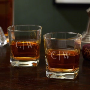 Engraved Whiskey Glass Set of 4 Etched Rocks Glasses, Whiskey Lover Gift, Dad Whiskey Glass Set image 4