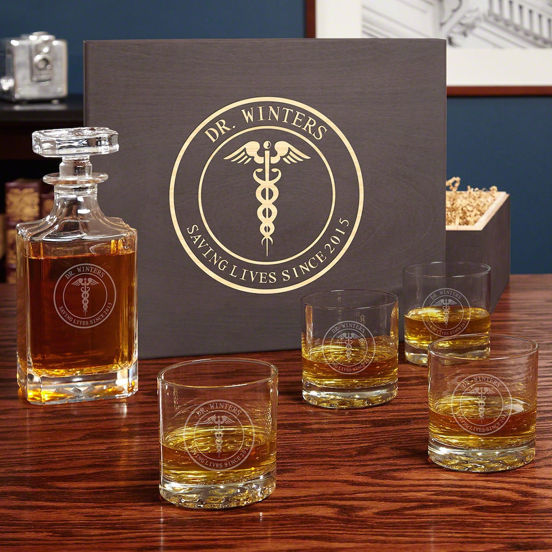Carson Decanter Doctor Gift Set Gift for Doctors, Whiskey Lover Gift ...