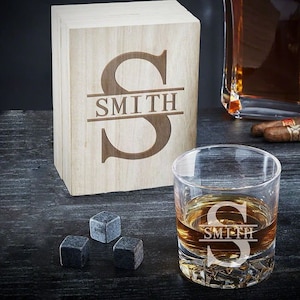 Groomsmen Gift Box with Custom Whiskey Glass - Groomsman Proposal Set, Etched Rocks Glass, Personalized Groomsmen Whiskey Set