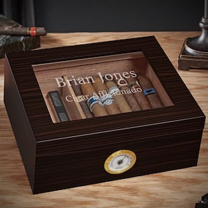 Personalized Cedar Wood Humidor - Custom Cedar Humidor, Personalized Humidor, Wood Humidor, Cigar Storage, Cigar Box Holds 25-50 Cigars