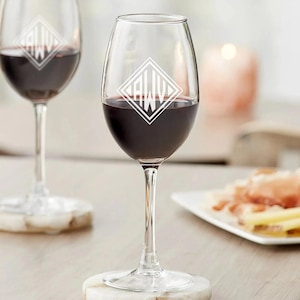 Personalized Wine Glasses Set of 4 - Wine Lover Gifts, Etched Wine Glasses Set, Stemmed Wine Glass, Wine Gift Set, Personalized Gift image 3