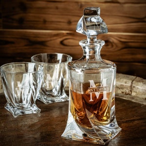 Engraved Crystal Whiskey Decanter Set Liquor Decanter, Crystal Decanter ...