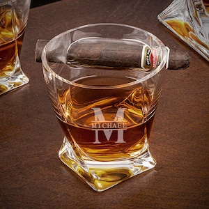 Custom Whiskey Glass Cigar Holder - Groomsmen Gift, Whiskey Lover Gift, Etched Whiskey Glass, Smoker Gift, Whiskey and Cigar Groomsmen Cigar