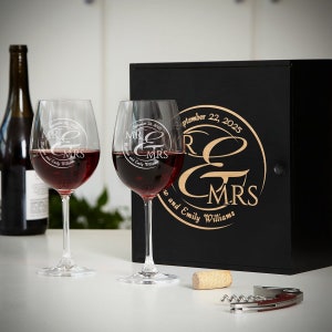 Pomerol Custom Wine Gift Box - Engraved Wine Glasses, Wedding Wine Glasses, Wedding Gift, Engagement Gift, Couples Gift, Etched Wine Glasses