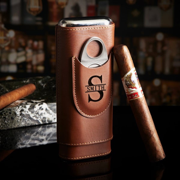 Richmond Custom Leather Cigar Travel Case - Cedar Lined Travel Cigar Holder