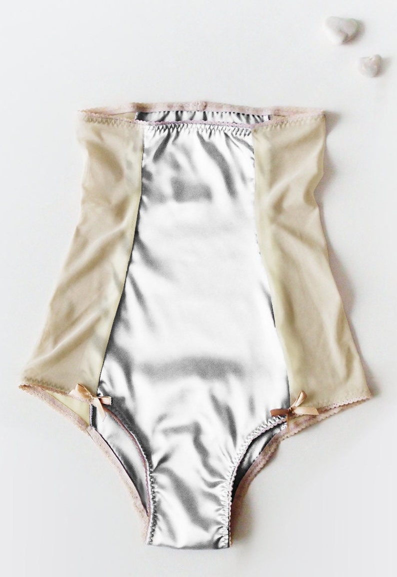 Vela Pin Up Knickers: Sexy High-waist Pinup Style Panties / Modern Retro Sexy PinUp Knickers by Bonboneva image 4