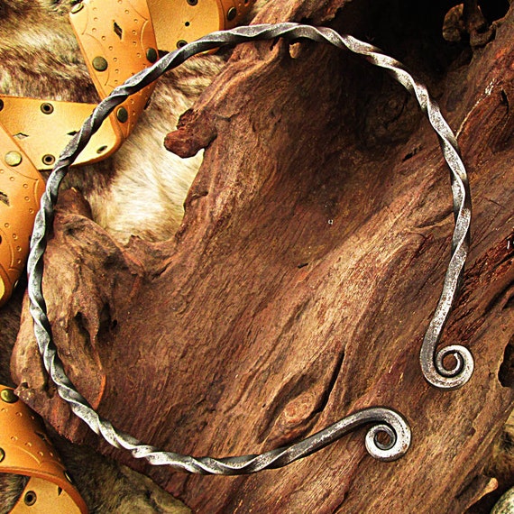 High Class Jarl Viking Age Medieval Twisted Iron Torc Necklace