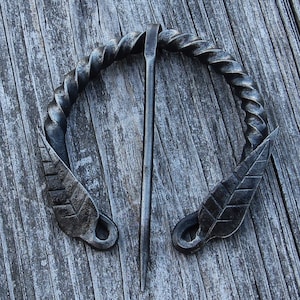 Natures Bounty Viking Brooch - Hand Forged Medieval Renaissance Themed Functional Elegant Cloak Pin Accessory