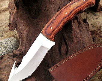 Ravenous Huntsman Gut Hook Knife - Stainless Steel Full Tang Outdoor Hunting Knife with Leather Sheath