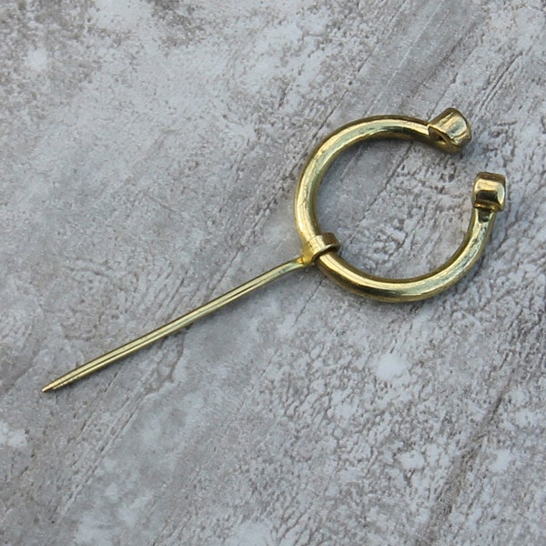 Ophelia's Pure Brass Brooch - 100% Pure Brass Medieval Inspired Cloak Pin Belt Buckle Accessory