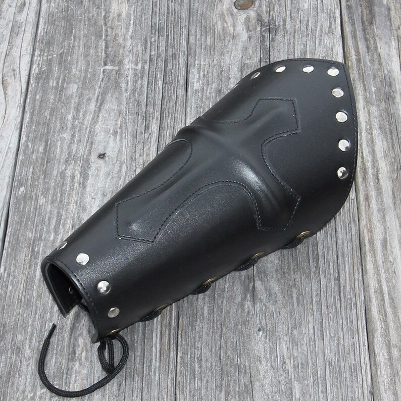 Bowman\u2019s Leather LARP Functional Warfare Bracer Set