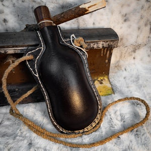 Medieval Hand Stitched Leather Costrel – Hand Crafted Functional Bovine Leather Wine-Skin Canteen Pilgrim Bottle Flask | Black w/ Cord