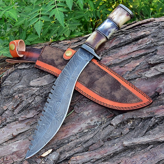 Assured Victory Damascus Steel Kukri Knife Decorative Hunting Sawback  Machete With Leather Sheath Outdoor Knife Collectible Replica 