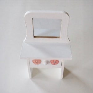 White Mini Dresser With Mirror and Drawer, 5&quot; Painted Dresser, Country-style Decor, Mini Vanity, Miniature Furniture, Small Doll Dresser
