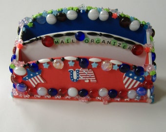 Beaded Mail Organizer, Patriotic Mail Slots, Memorial Day Decor, Patriotic Theme, Mail Holder, Letter Holder With Beads and Flags