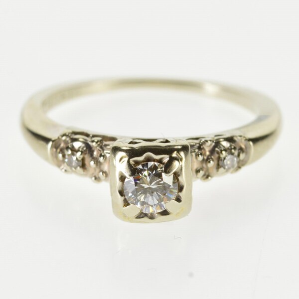 14K 0.20 Ctw Retro Diamond Three Stone Engagement Ring Size 3.75 Yellow Gold