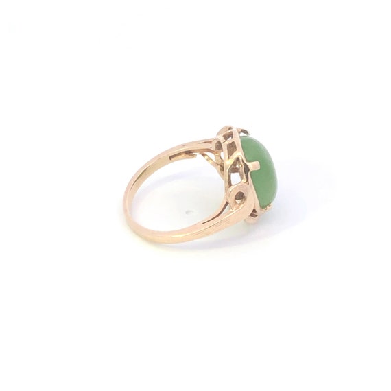 10K Carved Jadeite Cabochon Vintage Cocktail Ring… - image 4