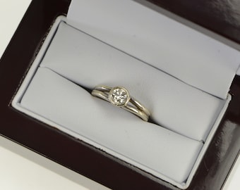 18K 0.52 Ct Round Diamond Classic Engagement Ring Size 5 White Gold