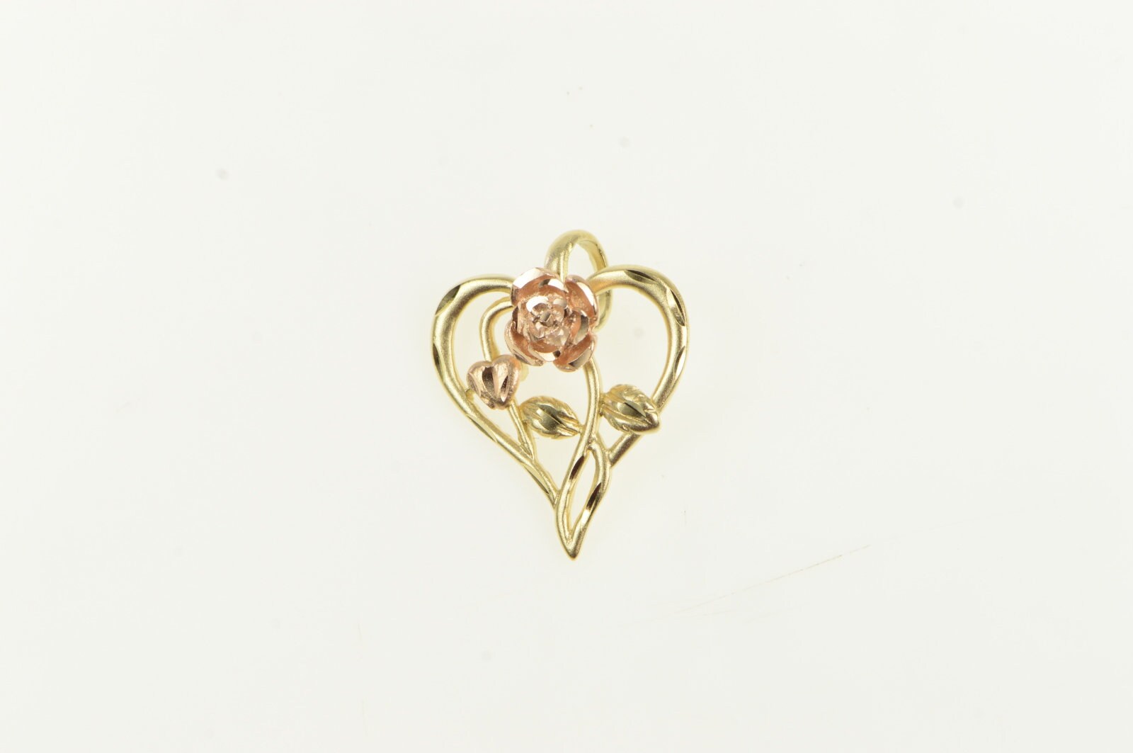 14K Black Hills Rose Flower Heart Love Symbol Pendant Yellow Gold