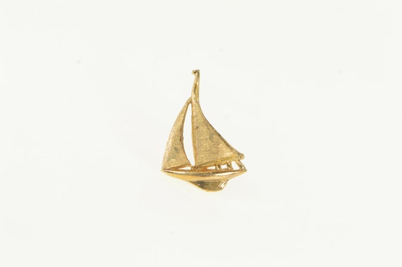 14K Sail Boat Nautical Motif Sailing Lapel Pin/Br… - image 1