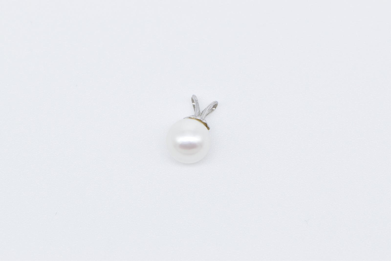 14K 7.1mm Classic Pearl Simple Plain Pendant White Gold