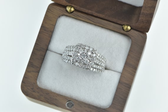 10K 1.08 Ctw Diamond Encrusted Engagement Ring Si… - image 1