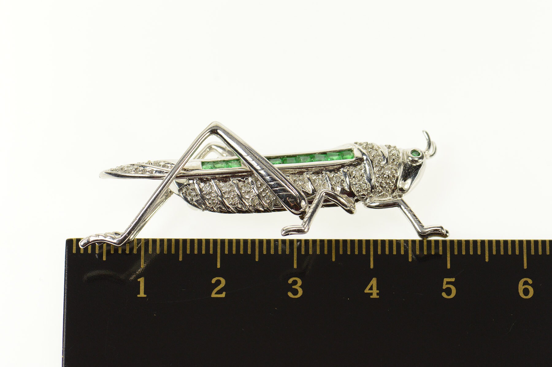 14k 1 67 Ctw Diamond Emerald Pave Grasshopper Pin Brooch White Etsy 日本