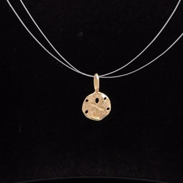 14K Sand Dollar Sea Shell Ocean Motif Charm/Pendant Yellow Gold