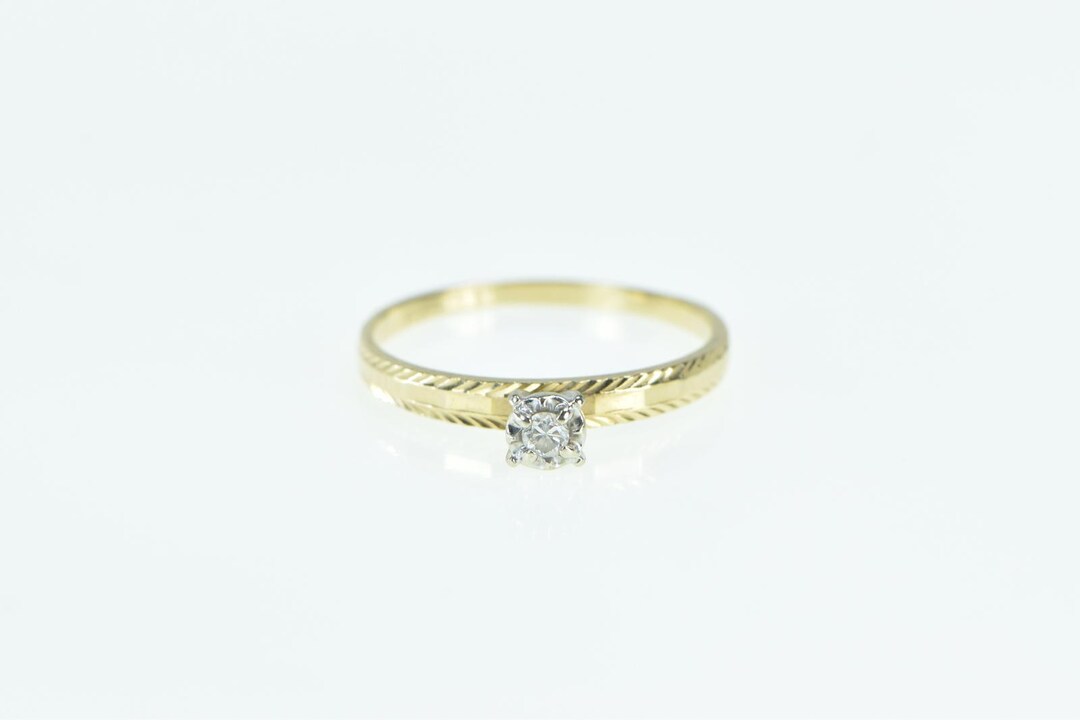 14k Yellow Gold Diamond & Garnet Heart Promise Ring - Size 8 Birthstone Jewelry