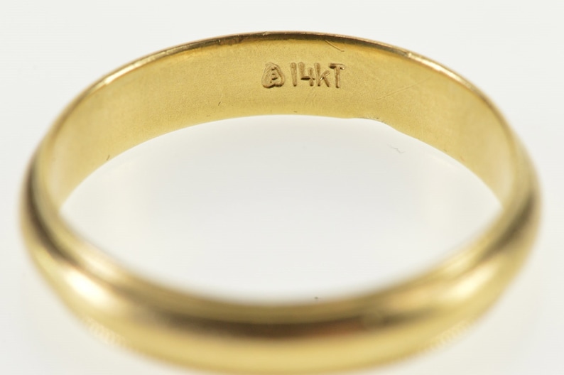 14K Rounded Milgrain Trim Classic Wedding Band Ring Size 9.75 Yellow Gold