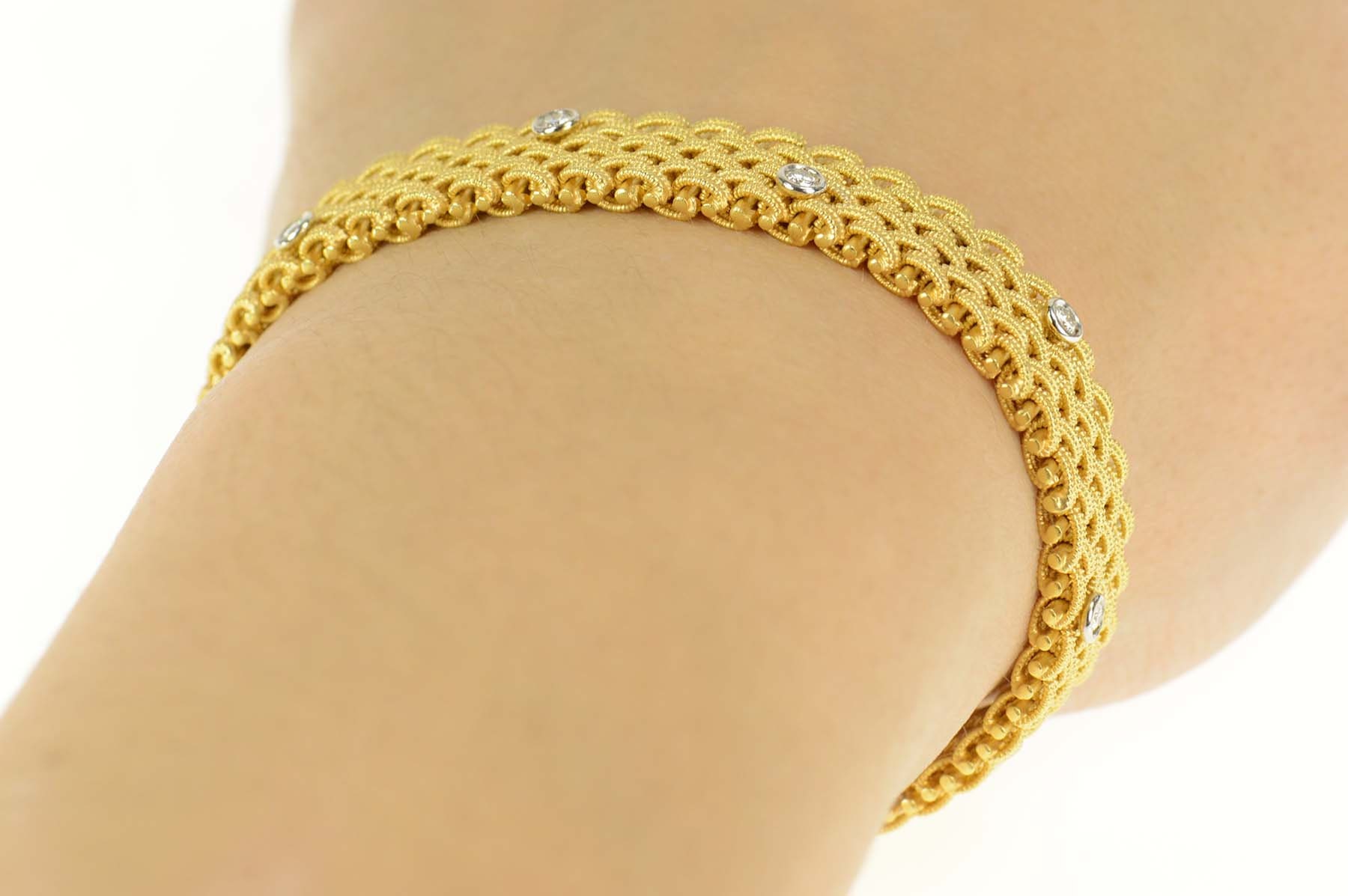 18K La Pepita 0.76 Ctw Diamond Woven Chain Bracelet 7.25 18K La Pepita 0.76 Ctw Diamond Woven Chain Bracelet 7.25
