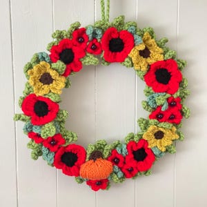 Poppy wreath - poppy wall hanging -  Poppy’s - poppy door wreath