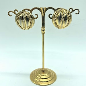 Elegante Trifari-Ohrstecker